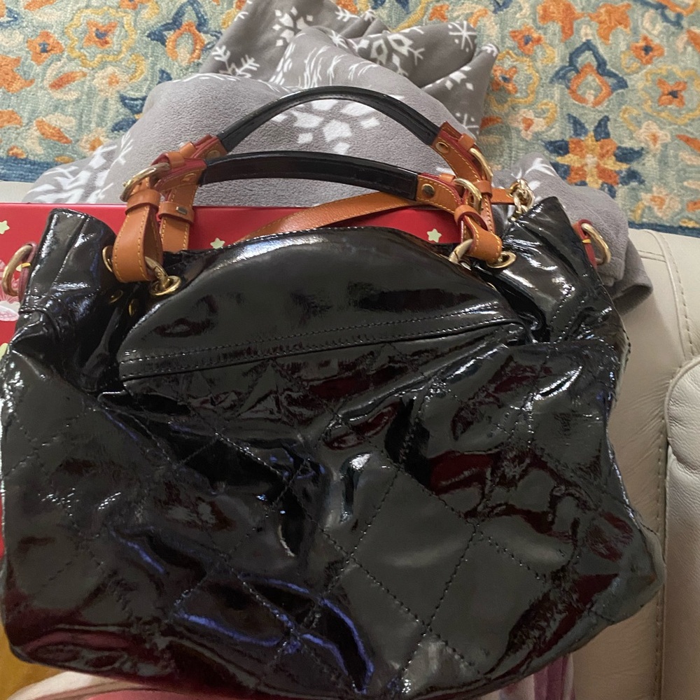 Cavalcanti black medium hand and shoulder bag